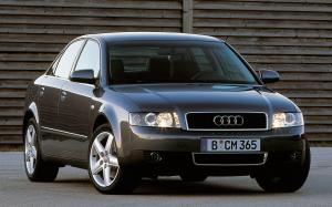 Audi A4 3.0 Sedan 2000 года